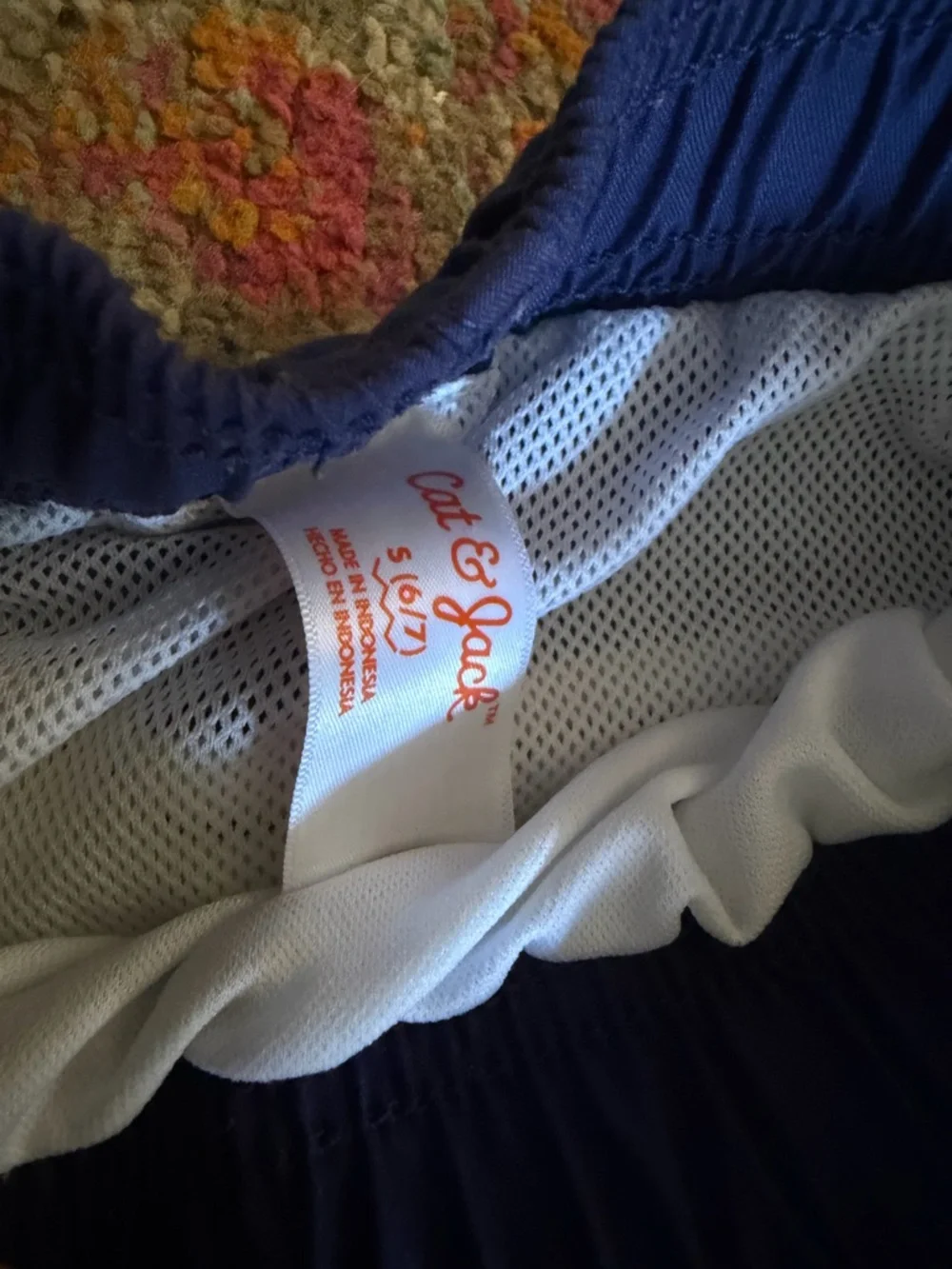Target Boys' Swim Trunks Lot size small